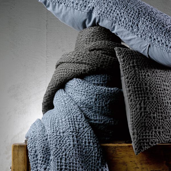 TANA Bedspread, carbone, Vivaraise