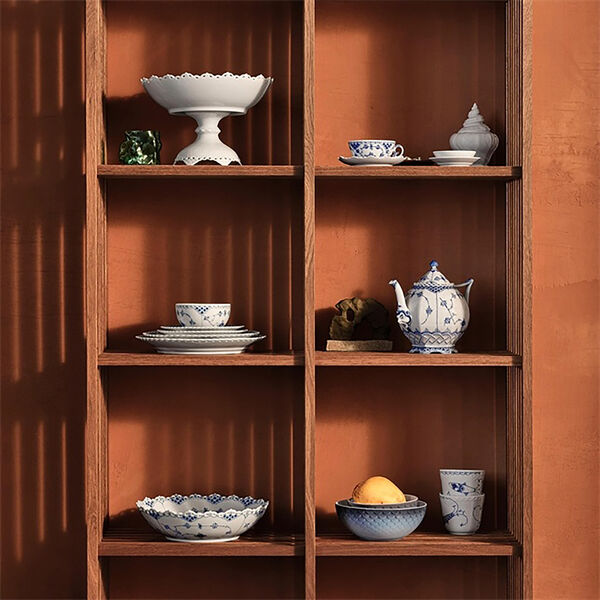 Hvid Riflet Helblonde Sk&aring;l p&aring; fod, Royal Copenhagen