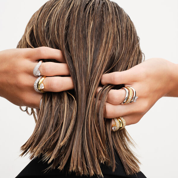 Wave Pear Ring, Philippa Studios