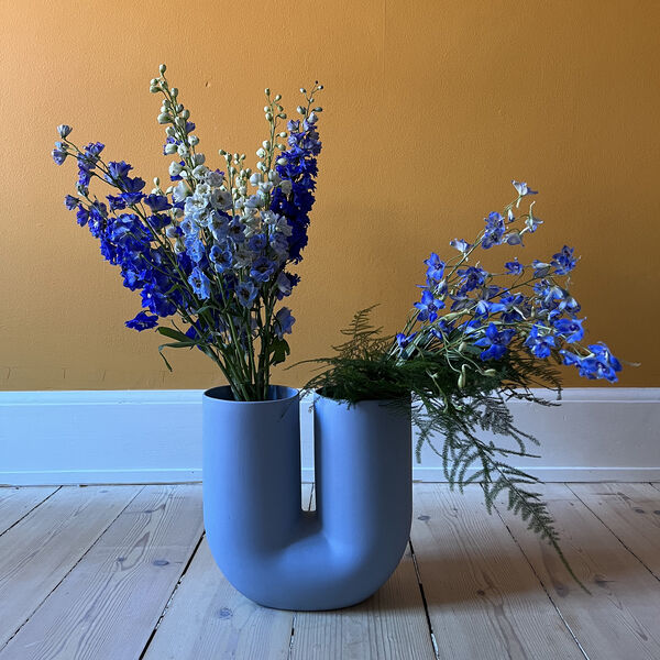 Kink Vase, light blue Kink Vase, light blue, Muuto