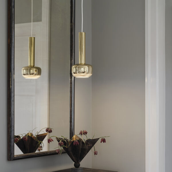 VL 56 pendel, polished brass VL 56 pendel, polished brass, Louis Poulsen