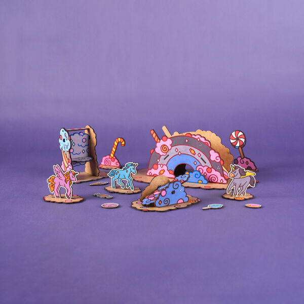 Unicorn tr&aelig;leget&oslash;j | Slikland, Crateit