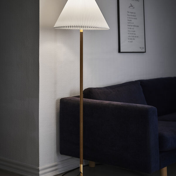 Le Klint 328 gulvlampe med papirsk&aelig;rm, r&oslash;get eg, LE KLINT