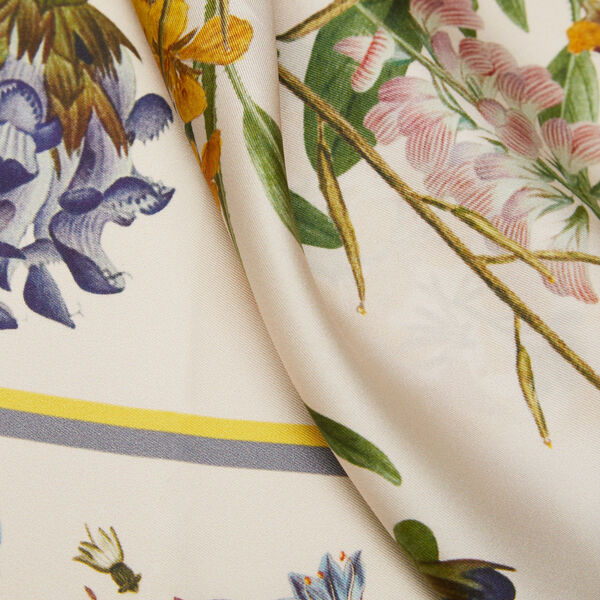 Cheerful Bouquet silket&oslash;rkl&aelig;de, beige, Flora Danica Denmark