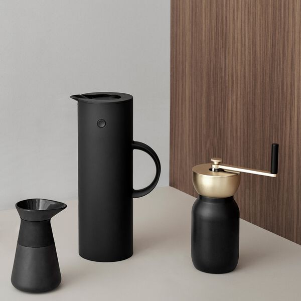EM77 termokande 1 L, soft black, Stelton