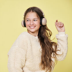 Buzz Safe Audio ANC h&oslash;retelefoner, ivory sand, Kreafunk