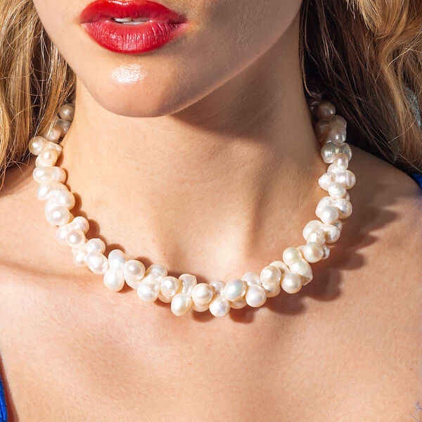 VENUS CLOUD CLUSTER HALSKÆDE, hvid VENUS CLOUD CLUSTER HALSKÆDE, hvid, House of Vincent