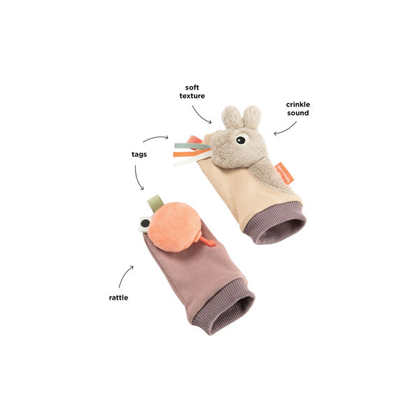 Celebration fodrangle, sand, Done by Deer