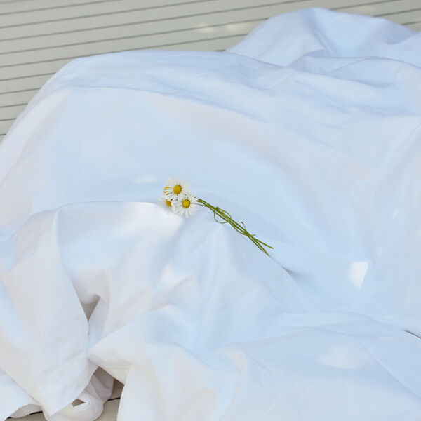 Bee baby sengetøj, simply white Bee baby sengetøj, simply white, Dear April