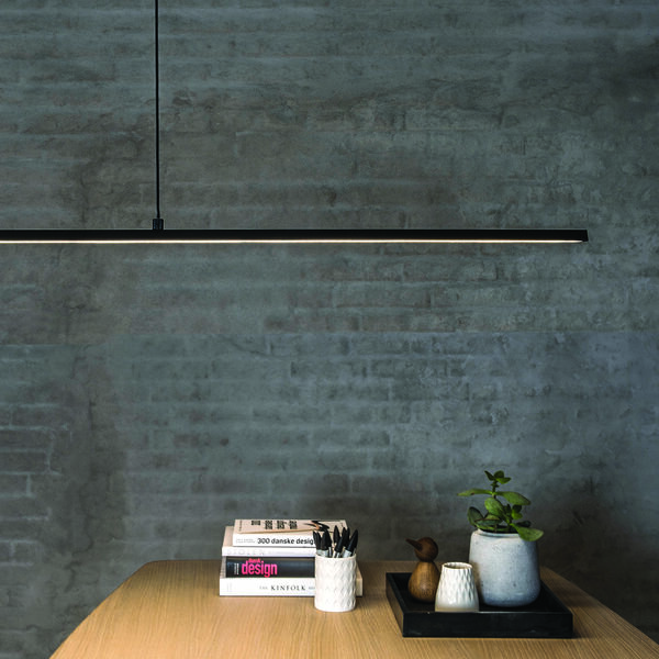 SLIM S1800 pendel, sort, LIGHT-POINT