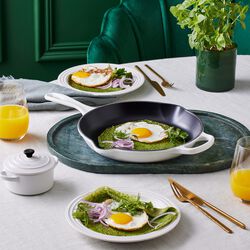Signature st&oslash;bejern stegepande &Oslash; 23 cm, white, Le Creuset