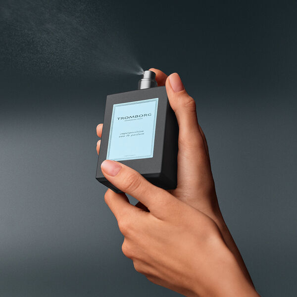 Eau De Parfum Superposition, Tromborg