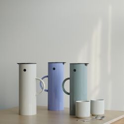 EM77 termokande 1 L, sand, Stelton