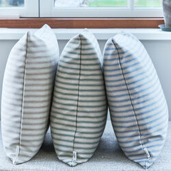 Outdoor Fine Stripe pude, green Outdoor Fine Stripe pude, green, Compliments