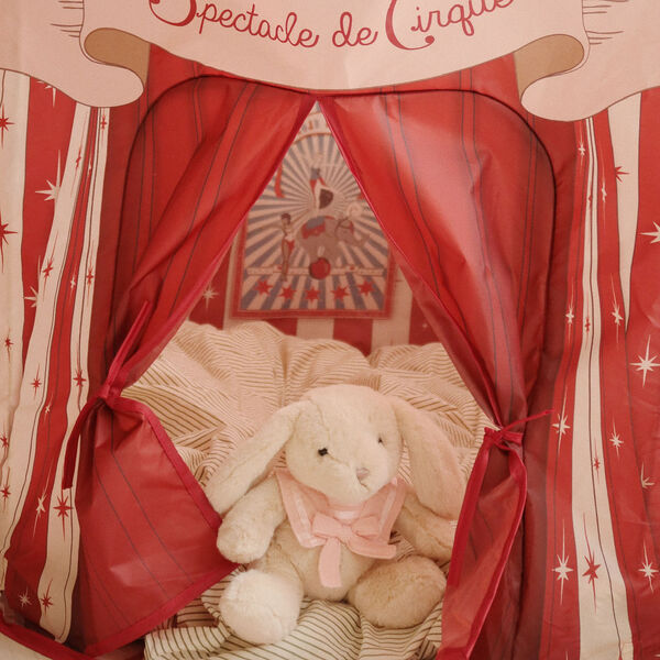 Lola Sailor Bunny, Konges Sløjd