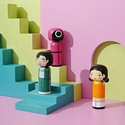 Kokeshi Maskeret arbejder, Lucie Kaas