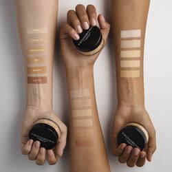 Mineral Foundation Latte, Tromborg