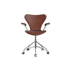 Serie 7&trade; 3217 fuldpolstret kontorstol, Grace Chestnut, Fritz Hansen