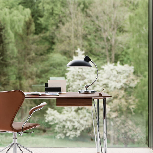 FH3605™ skrivebord med skuffe, walnut/chrome, Fritz Hansen
