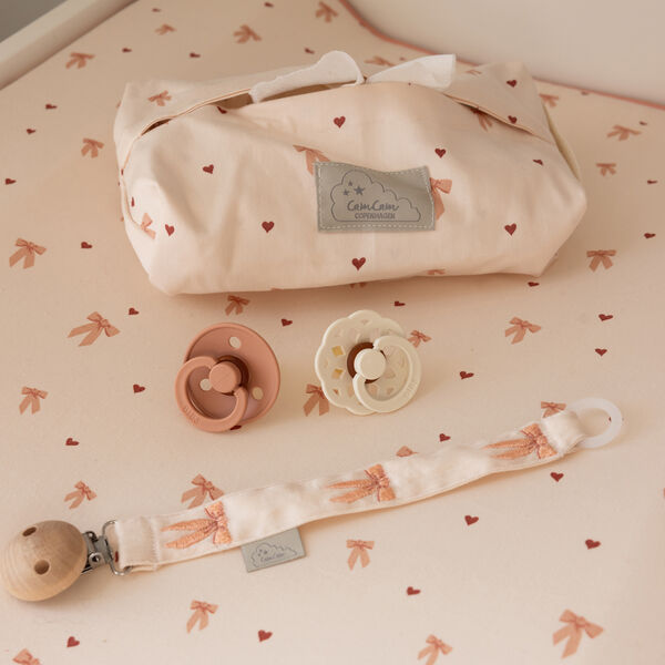 Broderet suttesnor, bows, Cam Cam Copenhagen