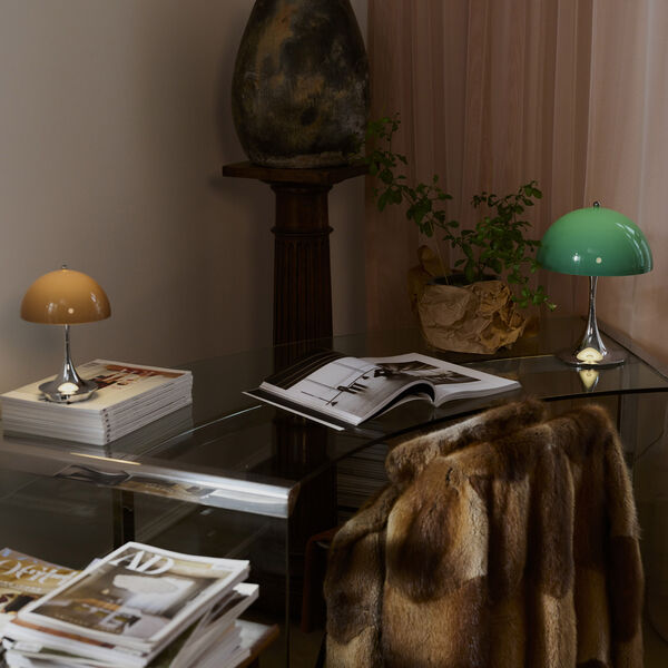 Panthella 160 Original Portable bordlampe, opal brown, Louis Poulsen