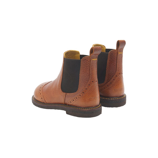 Chelsea støvle med brogue hulmønster, medium brown Chelsea støvle med brogue hulmønster, medium brown, ANGULUS