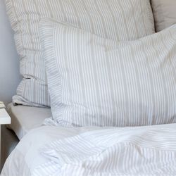 Dynes&aelig;t, sand beige striber, Home by Ilse Jacobsen
