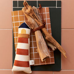 Klint fyrt&aring;rn rangle, Dear April