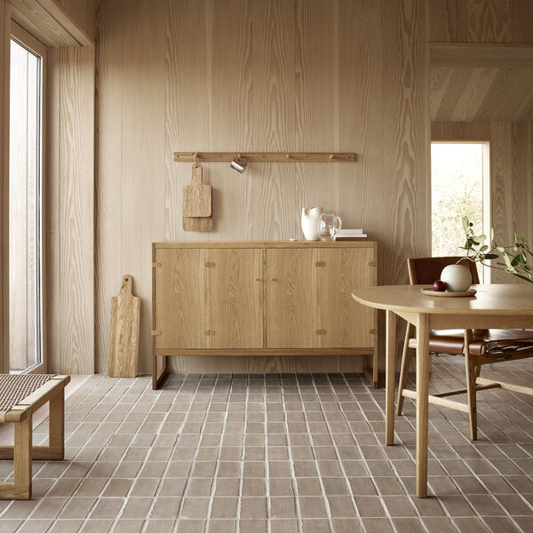 BM0057 sk&aelig;nk, olieret eg, Carl Hansen & S&oslash;n