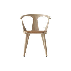 In Between SK2 stol, eg/cognac, &Tradition