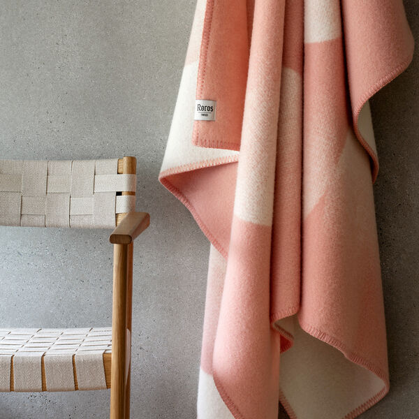 MOON Throw, rosy sky, Røros Tweed