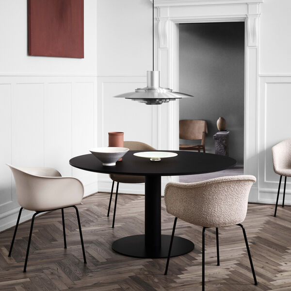 In Between SK12 bord, sort, &Tradition