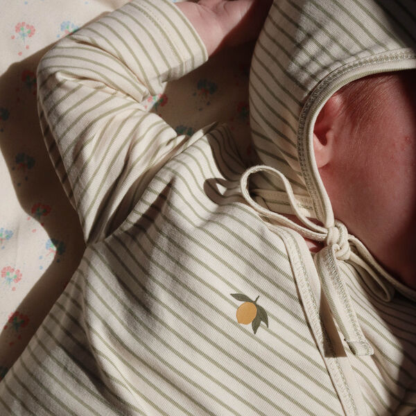 Basic Newborn Onesie, tea stripe, Konges Sløjd