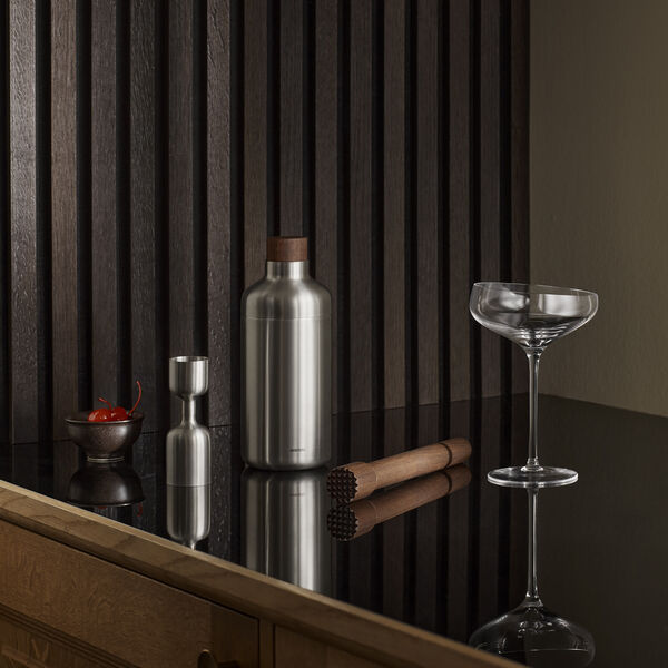 Liquid Lounge cocktail shaker, Eva Solo