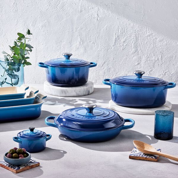 Signature rund st&oslash;bejernsgryde &Oslash; 24 cm, azure blue, Le Creuset