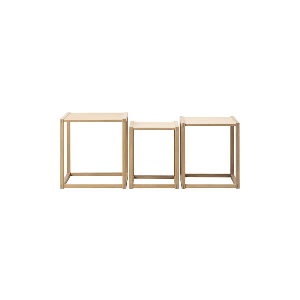 BM375 Nesting Tables, light oiled oak, Fredericia Furniture