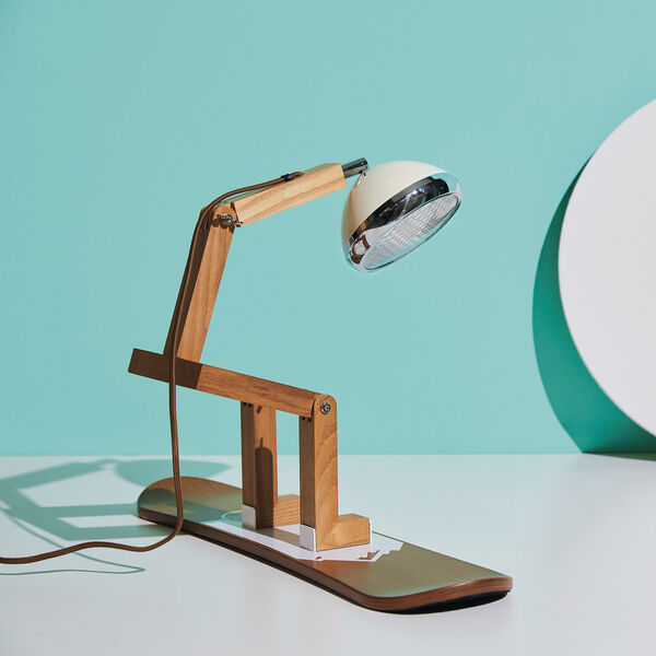 Mr. Wattson Snowboard Table Stand Mr. Wattson Snowboard Table Stand, Mr. Wattson