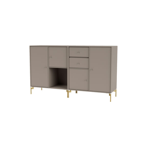COUPLE bred sk&aelig;nk med ben i messing, 141 truffle, Montana Furniture