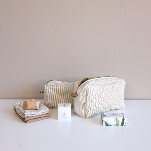 Makeup pung, classic stripes camel, Cam Cam Copenhagen