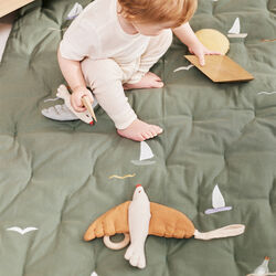 Meri legemadras, sailboats, Dear April