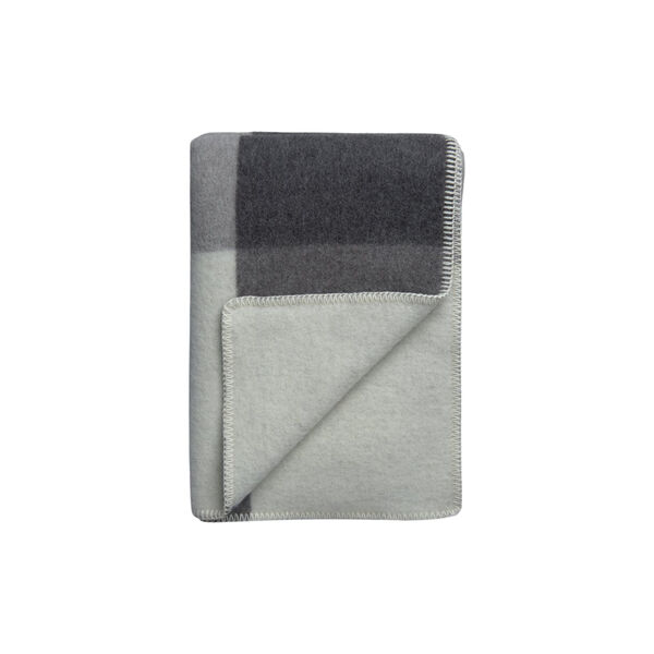 SYNDIN Throw, slate SYNDIN Throw, slate, Røros Tweed