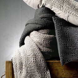 TANA Bedspread, craie, Vivaraise