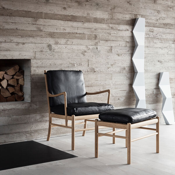 OW149F Colonial skammel, hvidolieret eg/sort, Carl Hansen & Søn