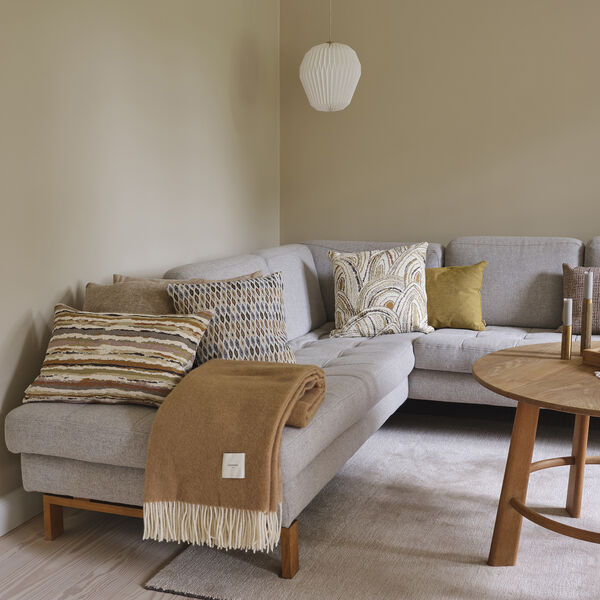 Matese pude, linen, Compliments