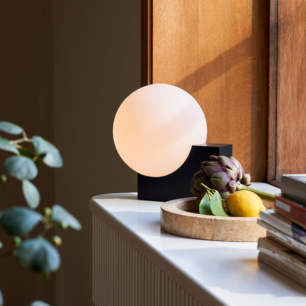 Journey SHY1 bord- og v&aelig;glampe, black, &Tradition