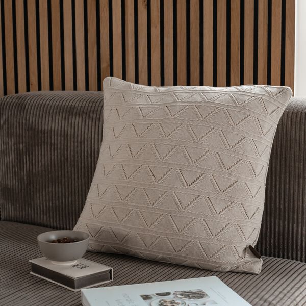 Strikket Pude Mauntain, beige melange, By LOHN