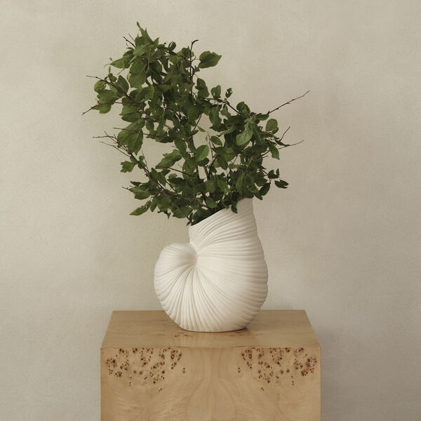 Shell Vase, off white, Ferm Living