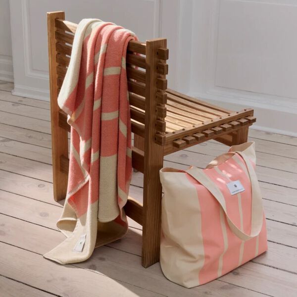 SUN STRIPE strandh&aring;ndkl&aelig;de, coral pink, Georg Jensen Damask