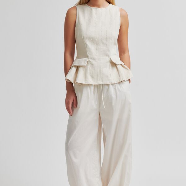 Avida Trousers, eggnog, Second Female