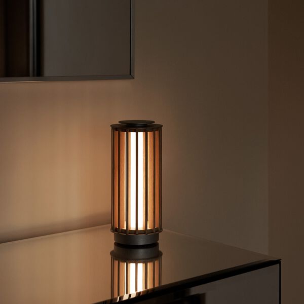 Numbra TY3 | Lacquered Oak/Tumbled Aluminium | Transportabel Lampe, &Tradition